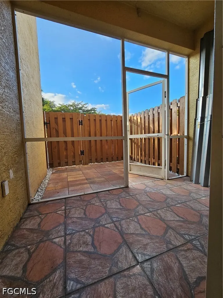 4104 Bellasol Circle Fort Myers FL 33916