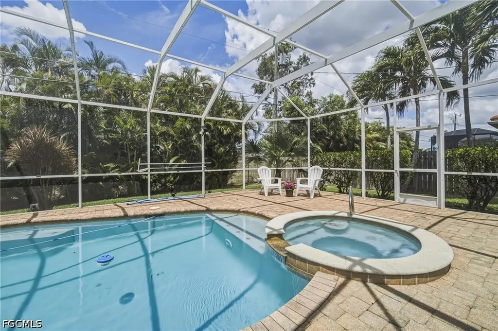 3512 SW 17th Place Cape Coral FL 33914