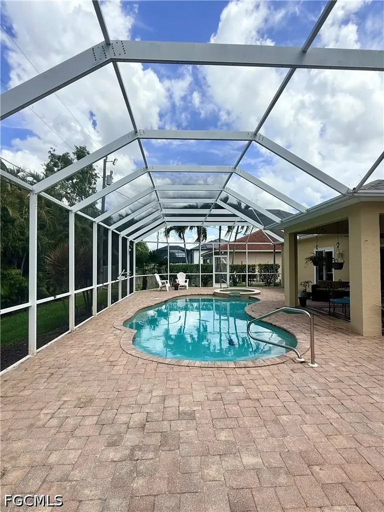 3512 SW 17th Place Cape Coral FL 33914