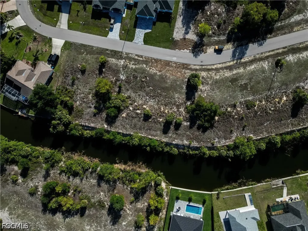 138 SW 9th Place Cape Coral FL 33991