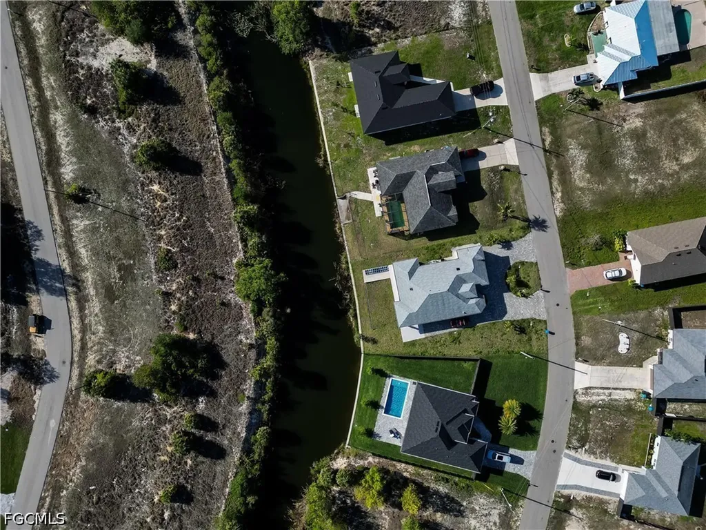 138 SW 9th Place Cape Coral FL 33991