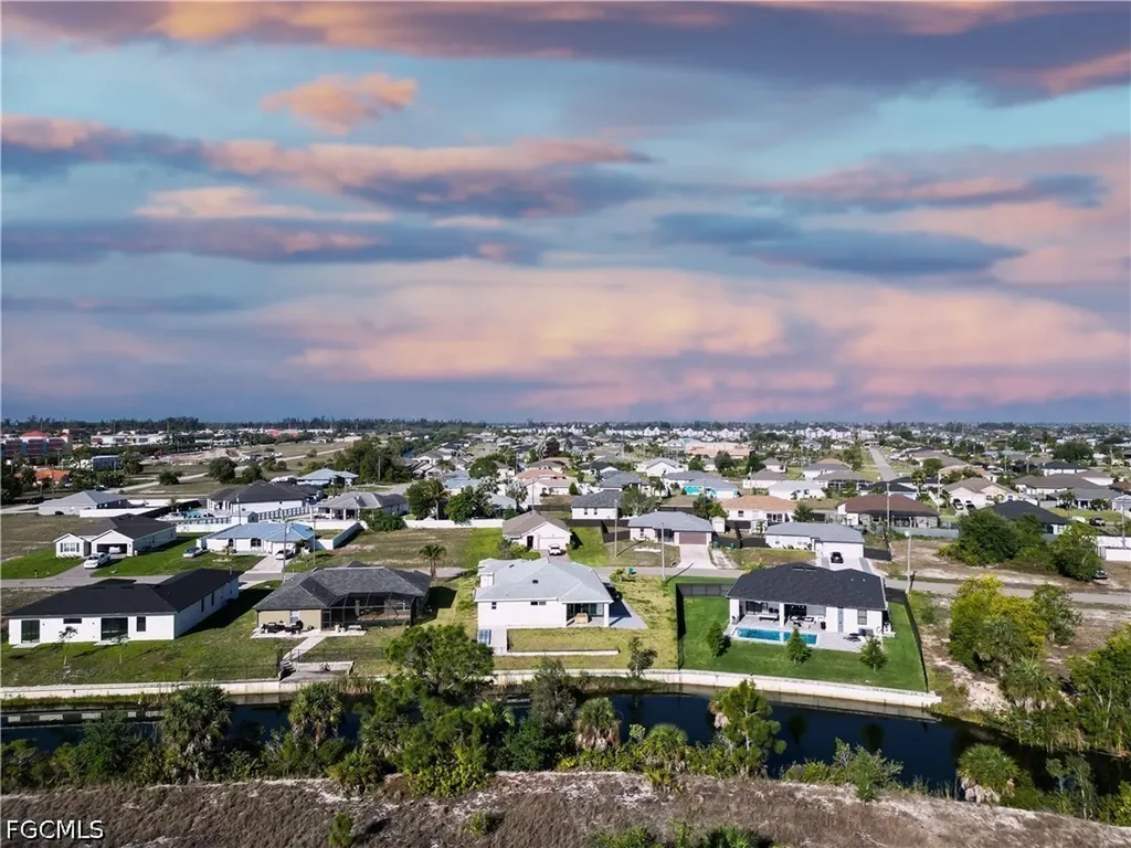 138 SW 9th Place Cape Coral FL 33991