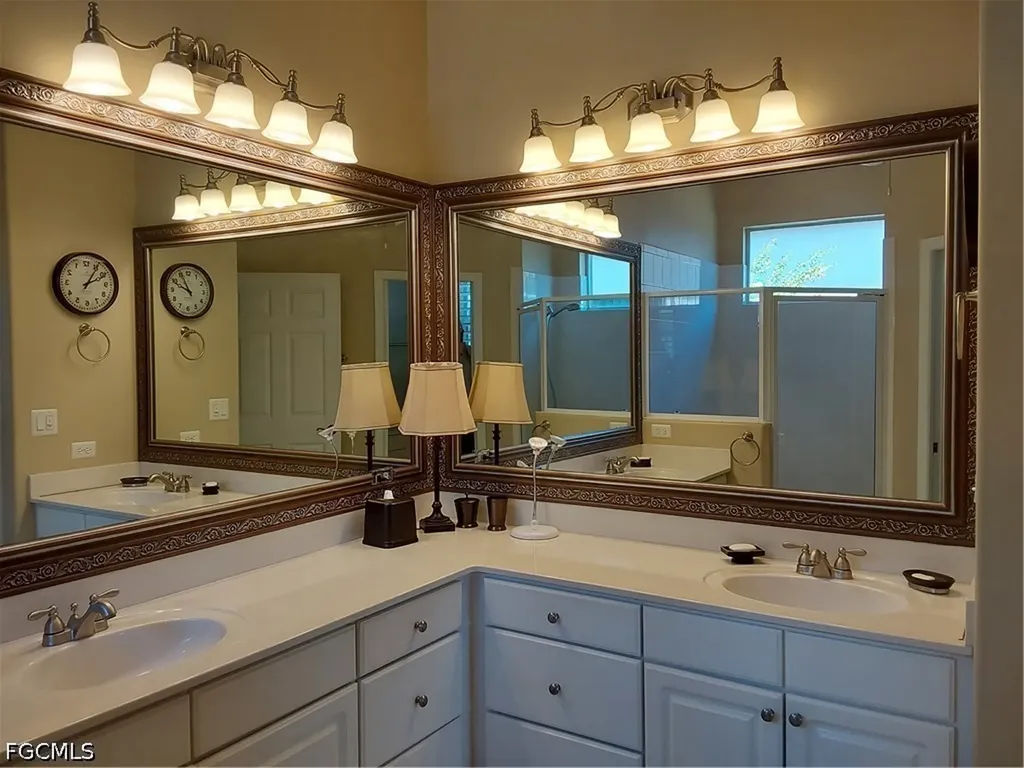 9209 Garden Pointe Fort Myers FL 33908