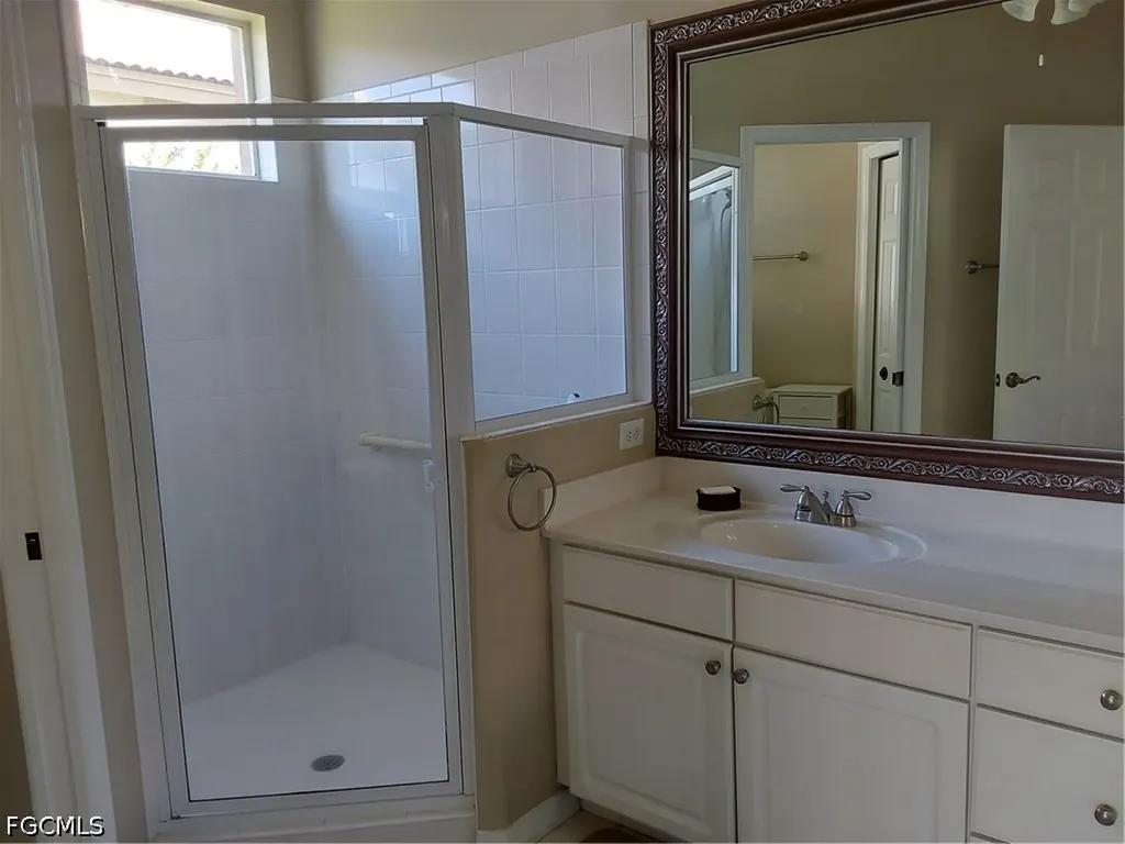 9209 Garden Pointe Fort Myers FL 33908
