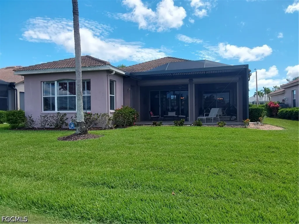 9209 Garden Pointe Fort Myers FL 33908
