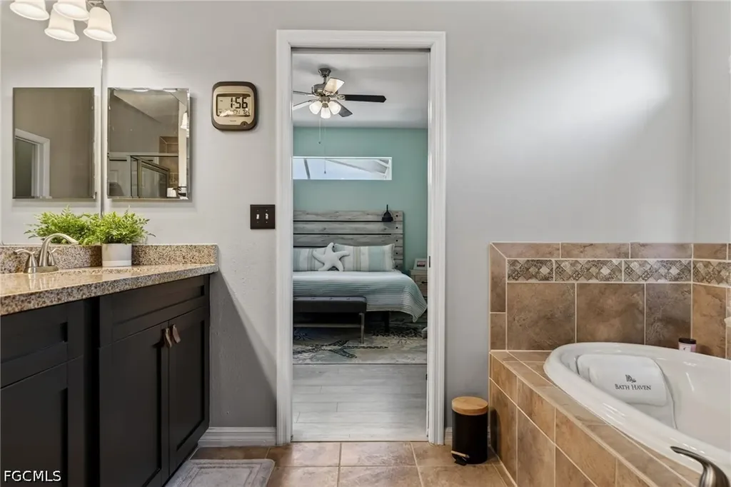 408 Delwoodbreck Street Ruskin FL 33570