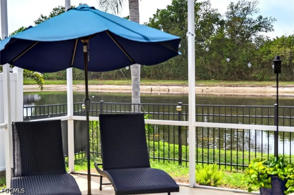 408 Delwoodbreck Street Ruskin FL 33570