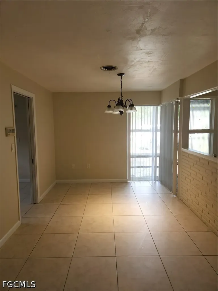 1530 Passaic Avenue Fort Myers FL 33901