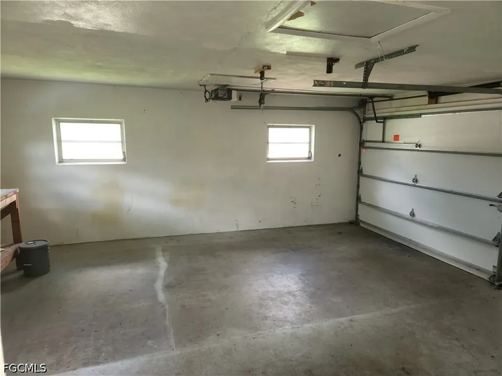 1530 Passaic Avenue Fort Myers FL 33901