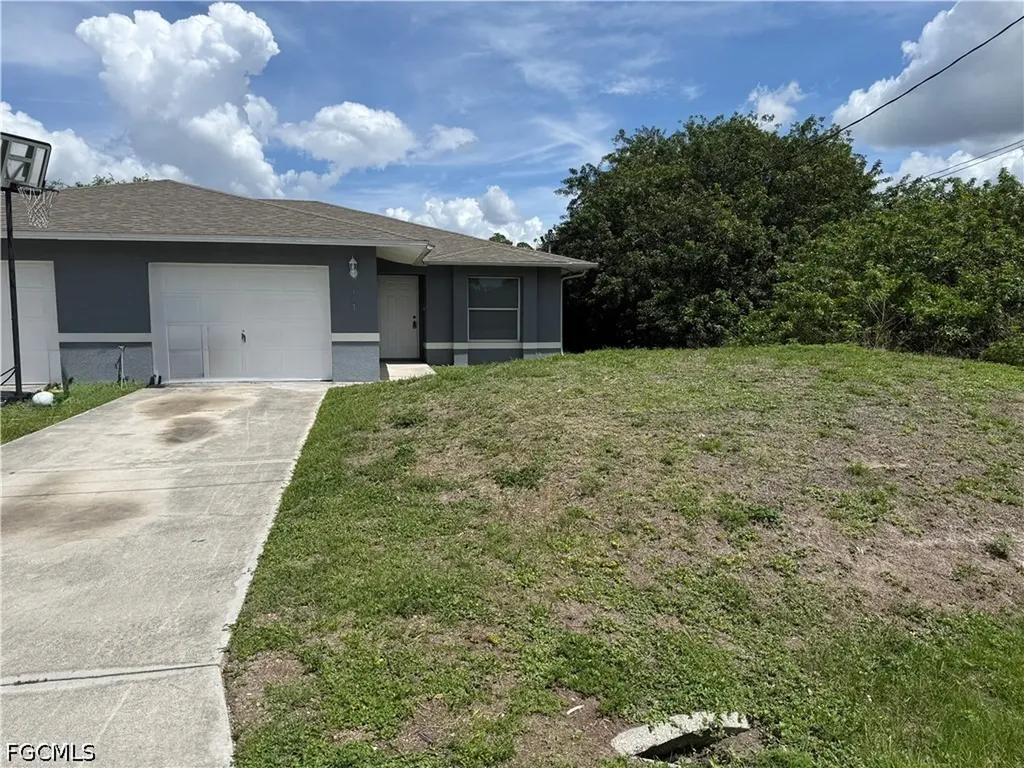 107 Harold Avenue S Lehigh Acres FL 33973