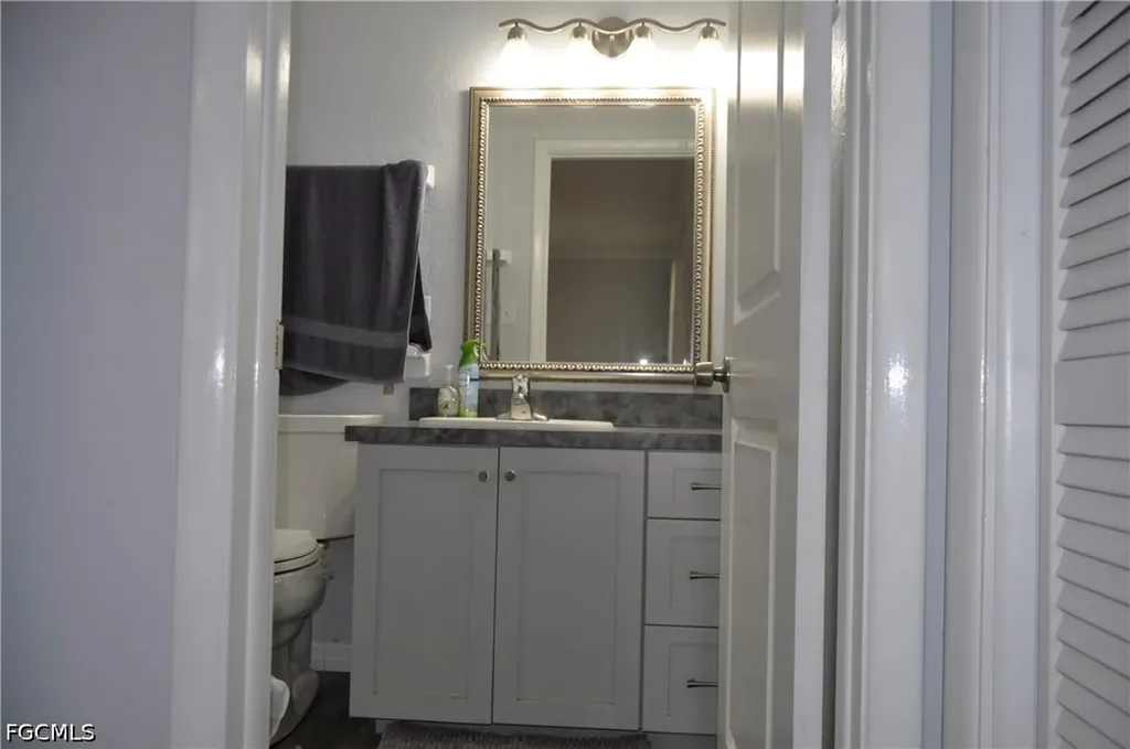 1435 Alcazar Avenue Fort Myers FL 33901