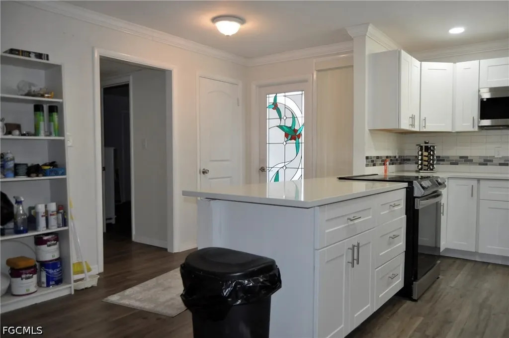 1435 Alcazar Avenue Fort Myers FL 33901