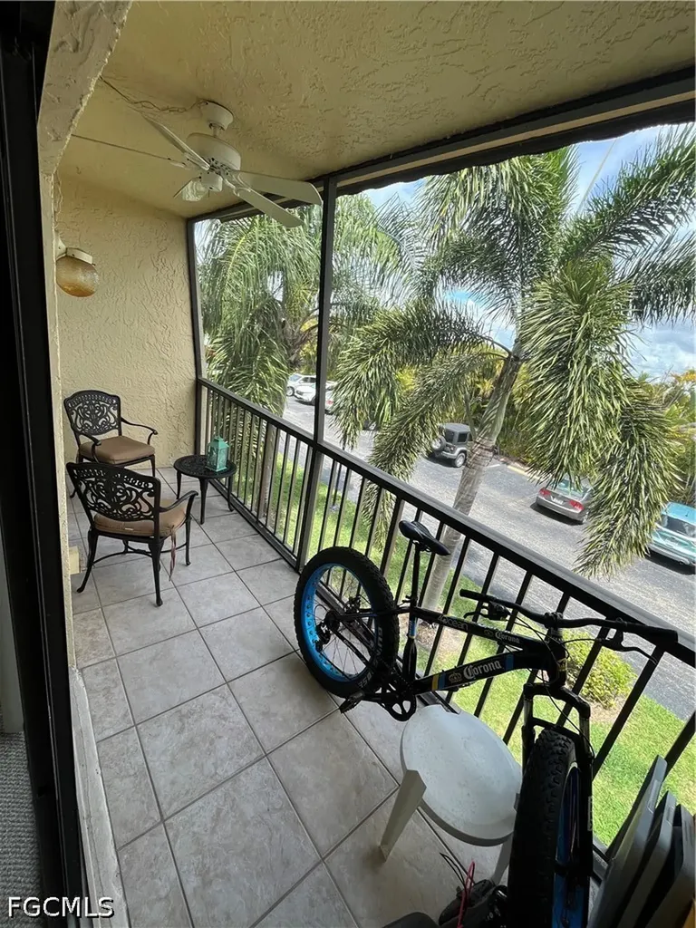 12491 Mcgregor Boulevard Fort Myers FL 33919