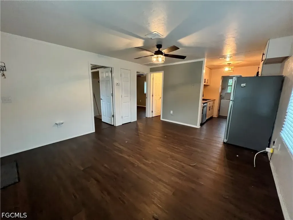 19113/115 Holly Road Fort Myers FL 33967