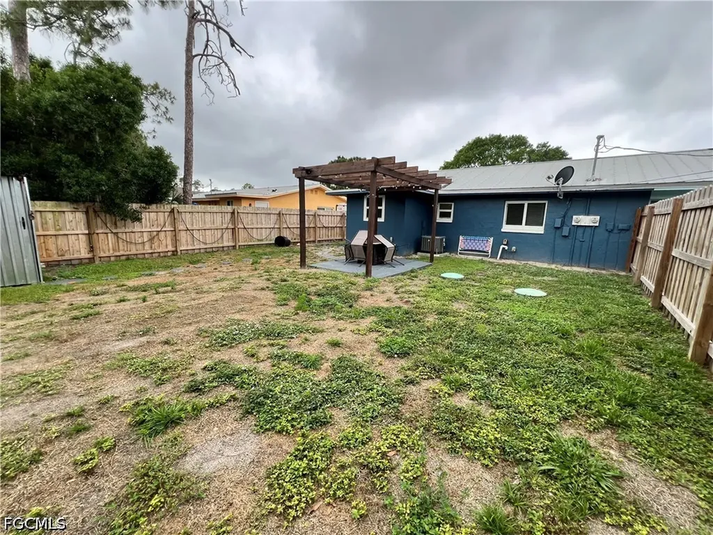 19113/115 Holly Road Fort Myers FL 33967