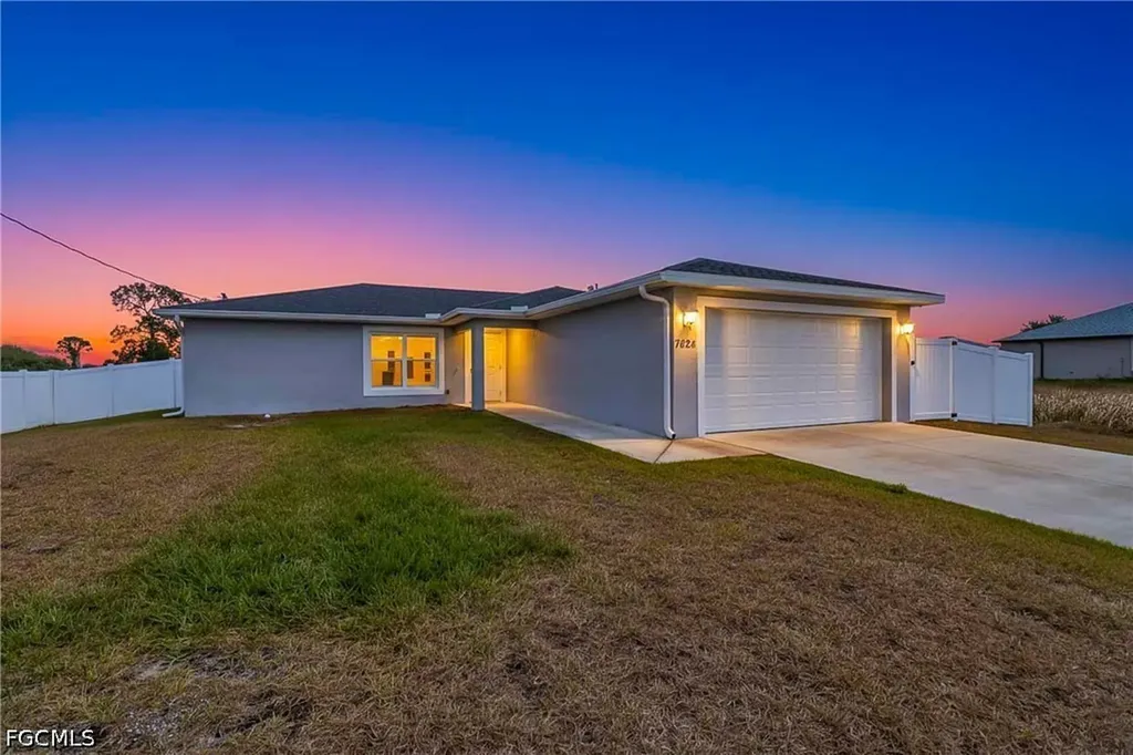 7024 Hero Circle Labelle FL 33935