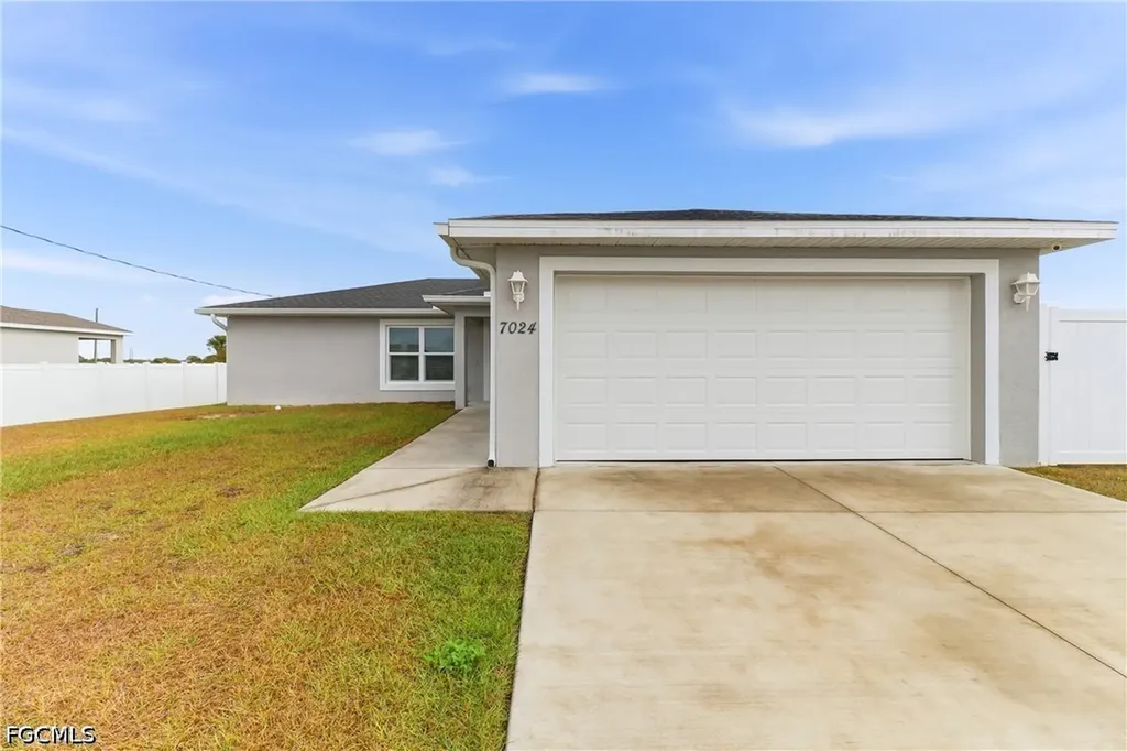 7024 Hero Circle Labelle FL 33935