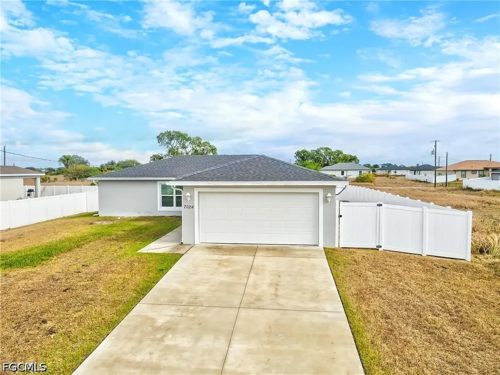 7024 Hero Circle Labelle FL 33935