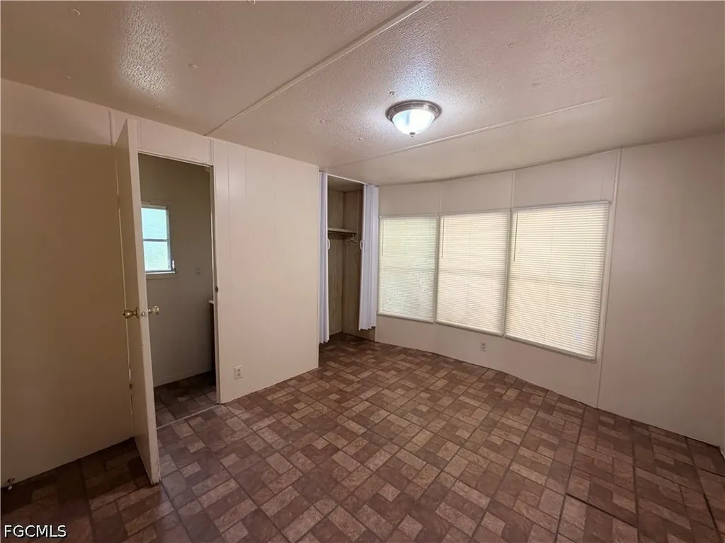8146 Tolles Drive North Fort Myers FL 33917