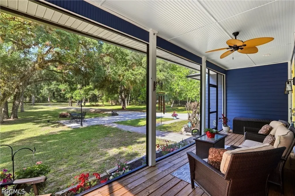 3081 Wakefield Lane Alva FL 33920