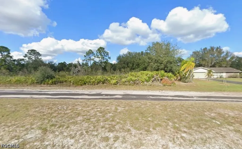 604 Palm Avenue Indian Lake Estates FL 33855