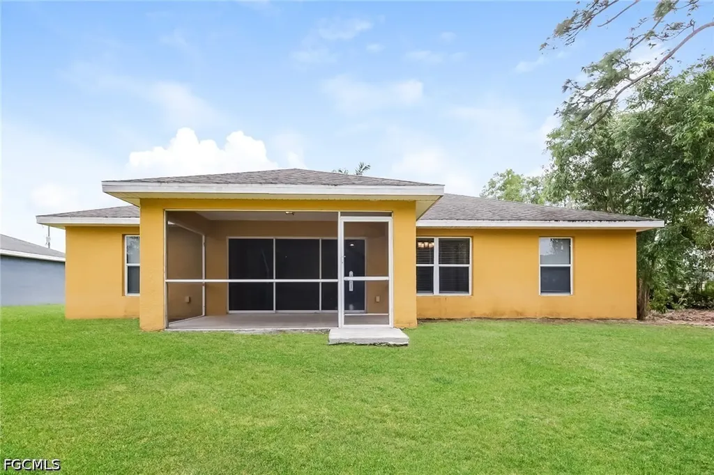 3812 14th Street W Lehigh Acres FL 33971