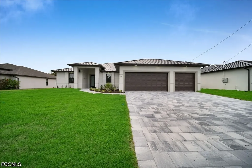 38 NE 8th Place Cape Coral FL 33909
