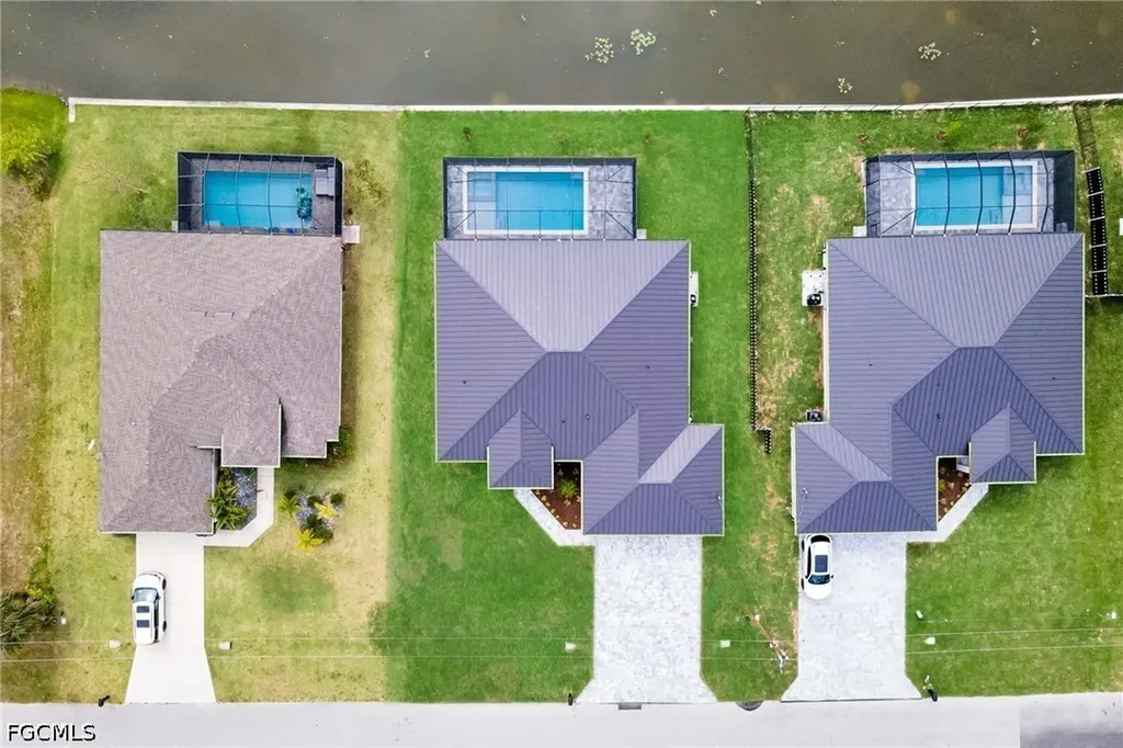 38 NE 8th Place Cape Coral FL 33909