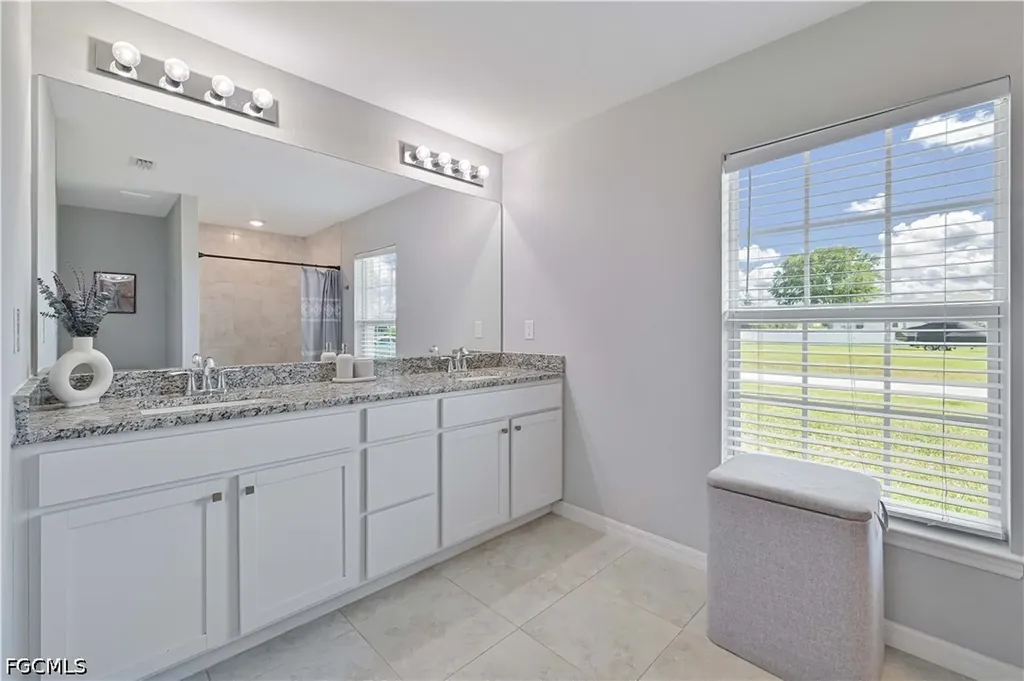 2433 NW 3rd Terrace Cape Coral FL 33993