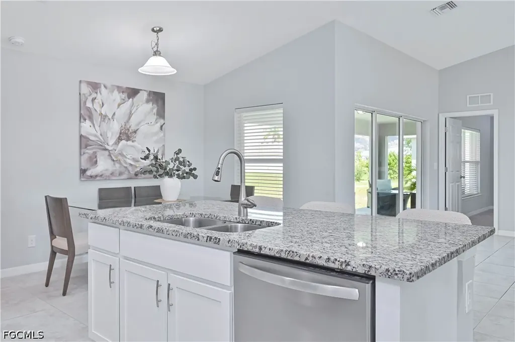 2433 NW 3rd Terrace Cape Coral FL 33993