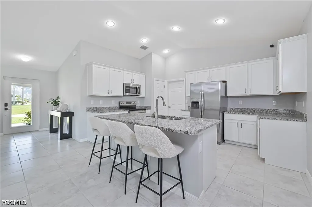 2433 NW 3rd Terrace Cape Coral FL 33993