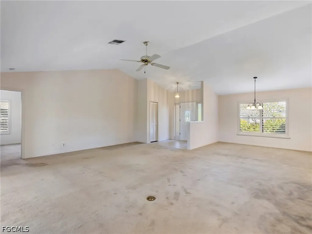9819 Capstan Court Fort Myers FL 33919