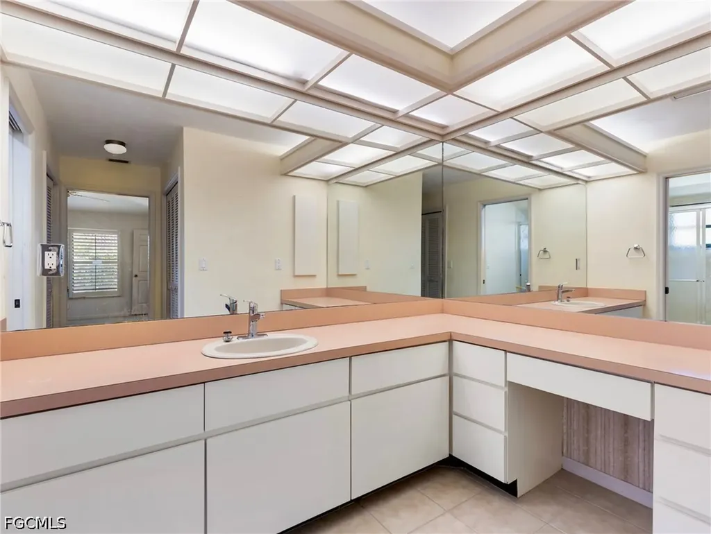 9819 Capstan Court Fort Myers FL 33919