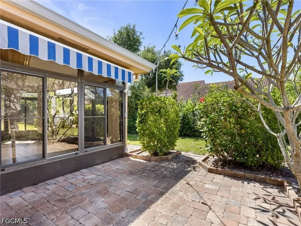 9819 Capstan Court Fort Myers FL 33919