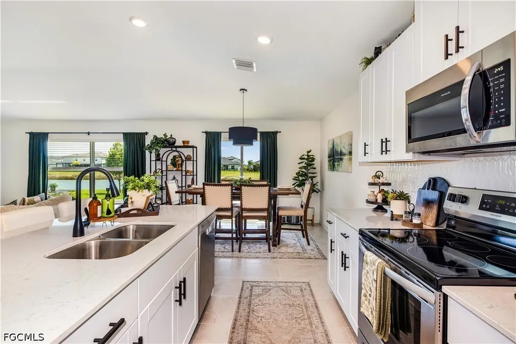 4094 San Clemente Court North Fort Myers FL 33917