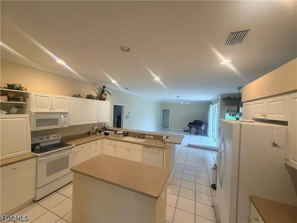 1462 Friendship Walkway Fort Myers FL 33901