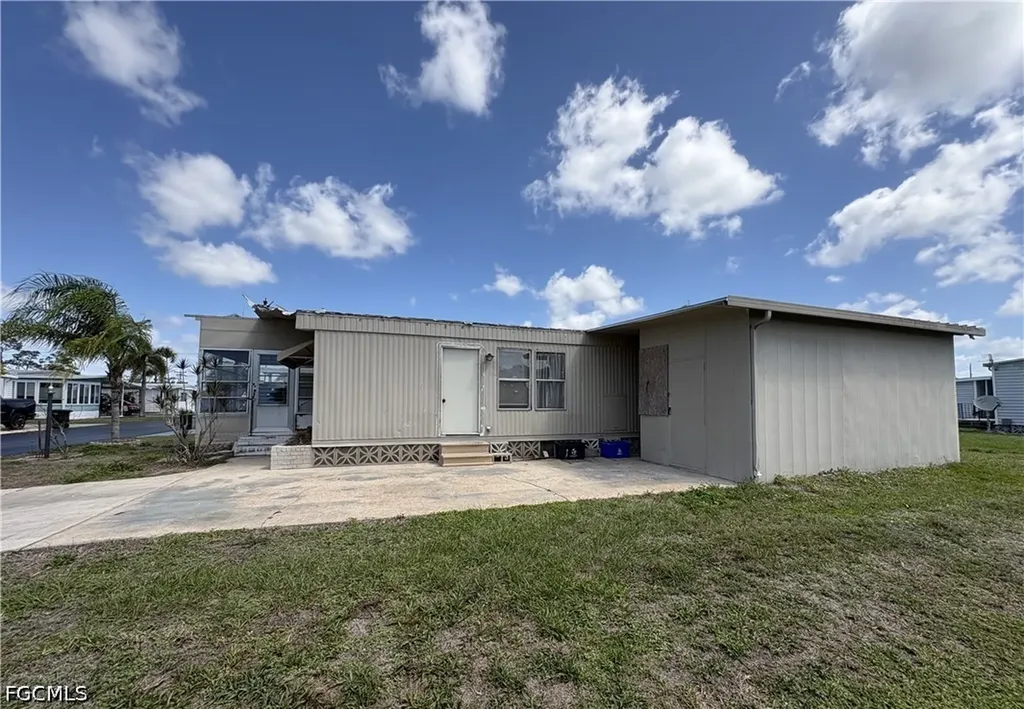 661 Coral Lane North Fort Myers FL 33917