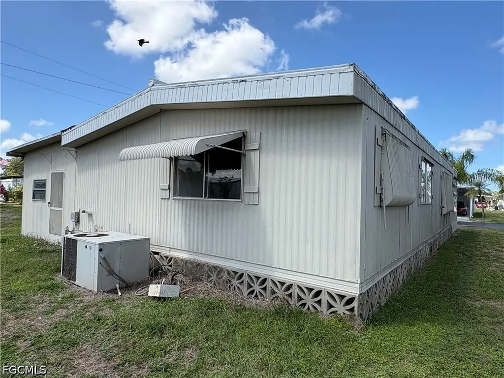 661 Coral Lane North Fort Myers FL 33917