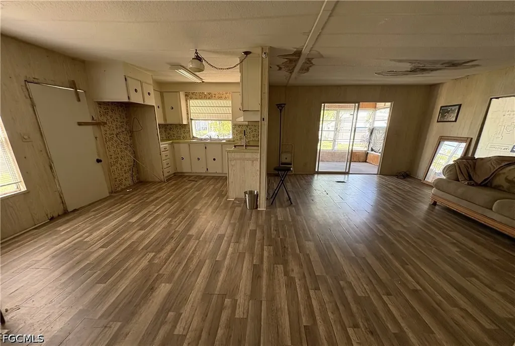 661 Coral Lane North Fort Myers FL 33917