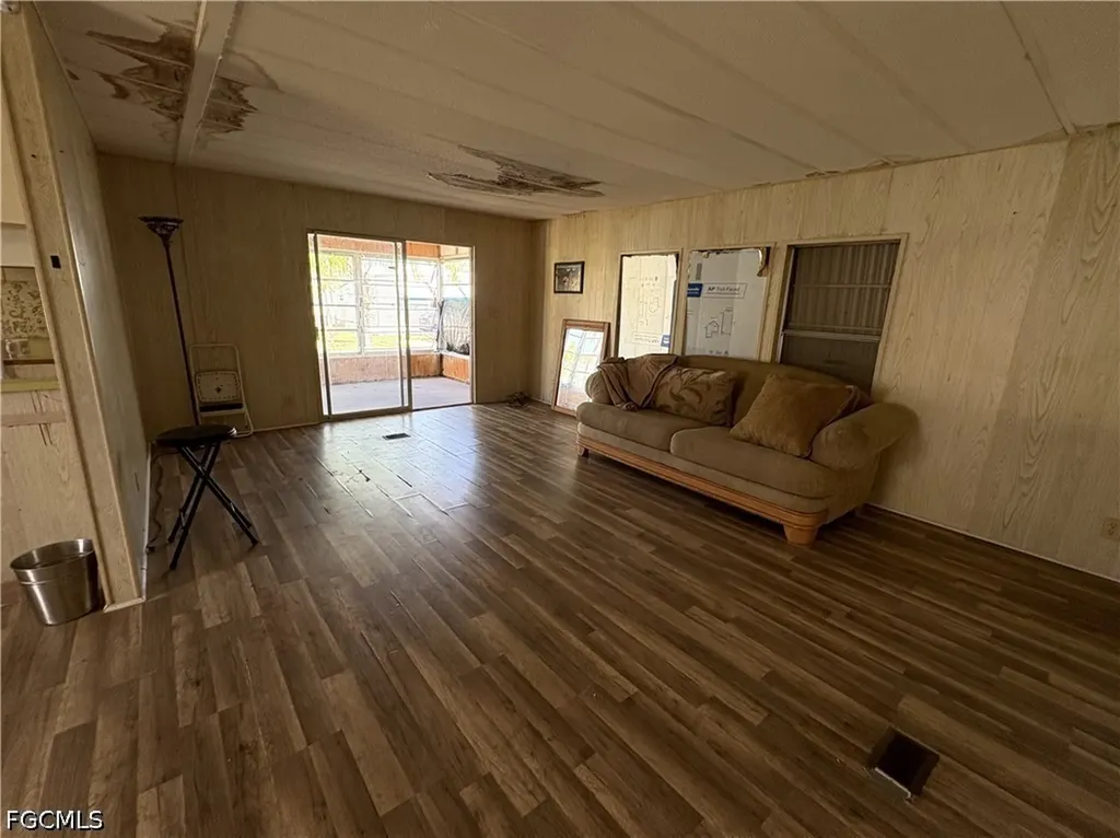 661 Coral Lane North Fort Myers FL 33917