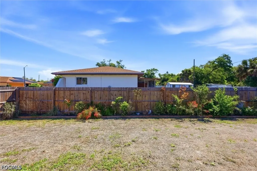 2084 Leisure Street Port Charlotte FL 33948
