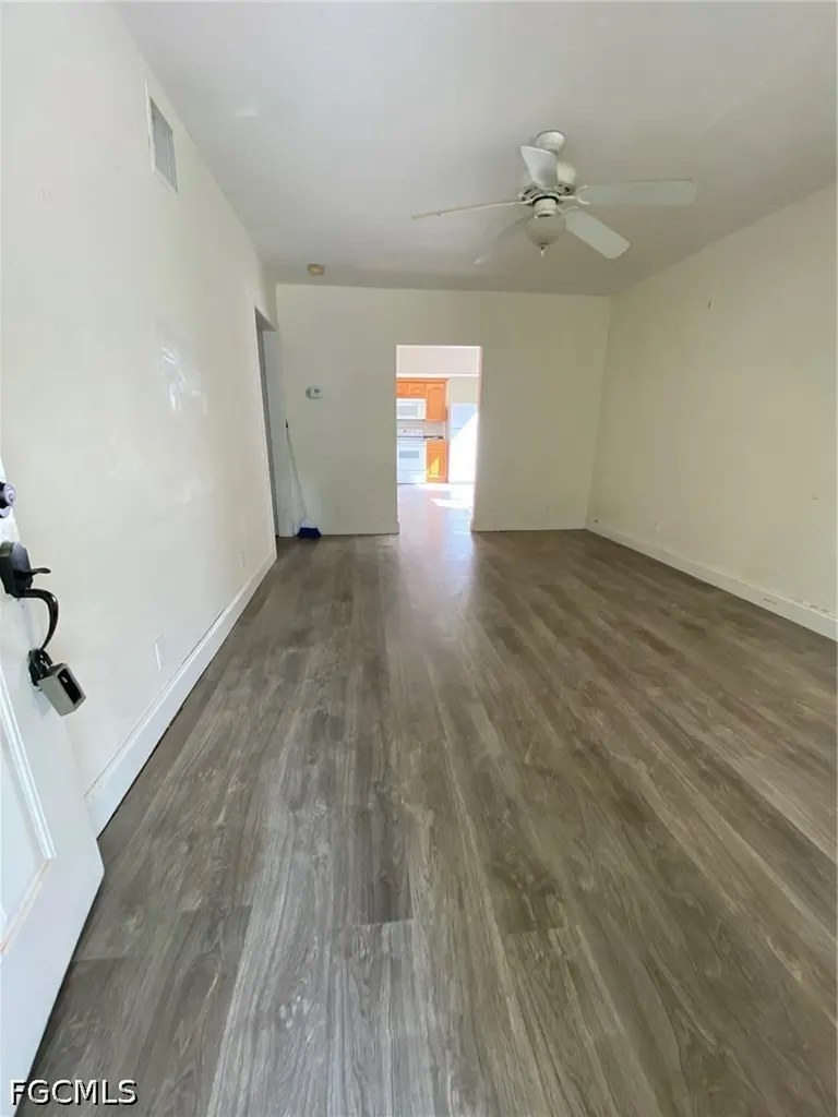 2039 Kurtz Street Fort Myers FL 33901