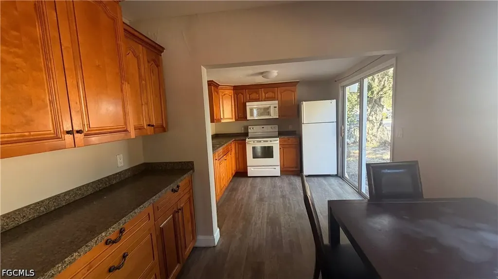 2039 Kurtz Street Fort Myers FL 33901