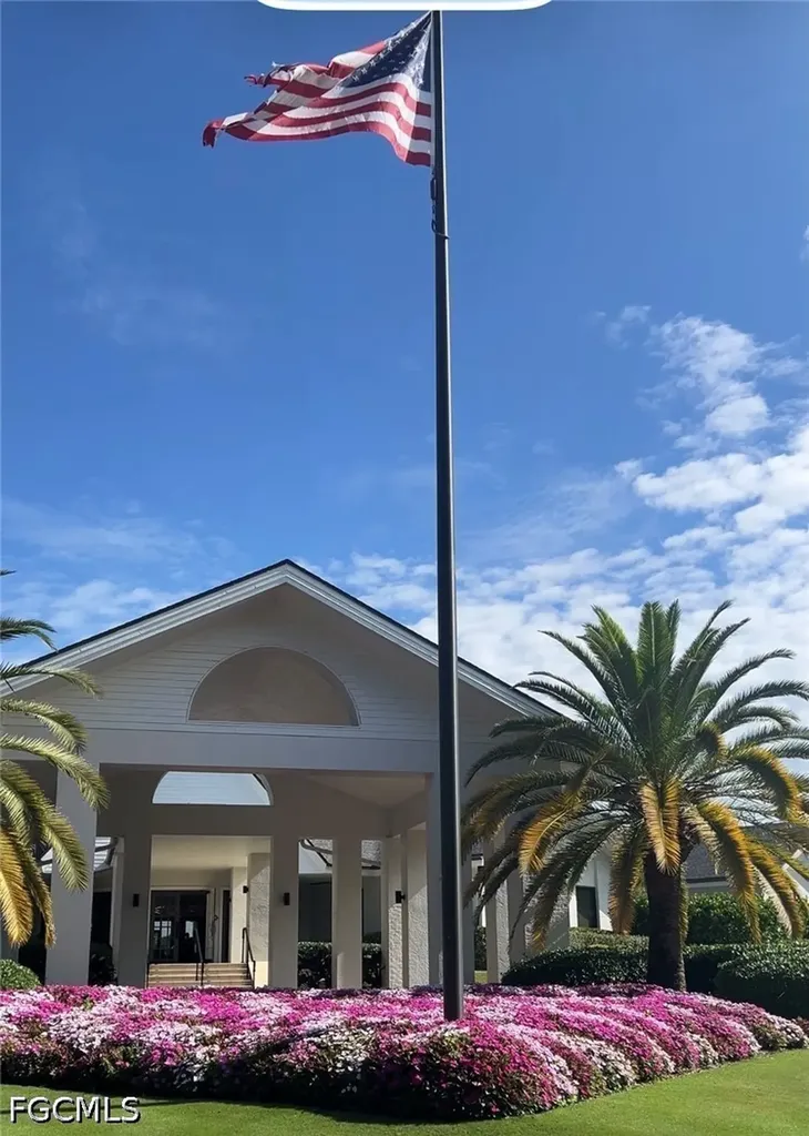 8460 Southbridge Drive Estero FL 33967