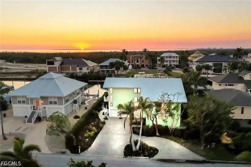 Fort Myers Beach FL, 18292 Deep Passage Lane