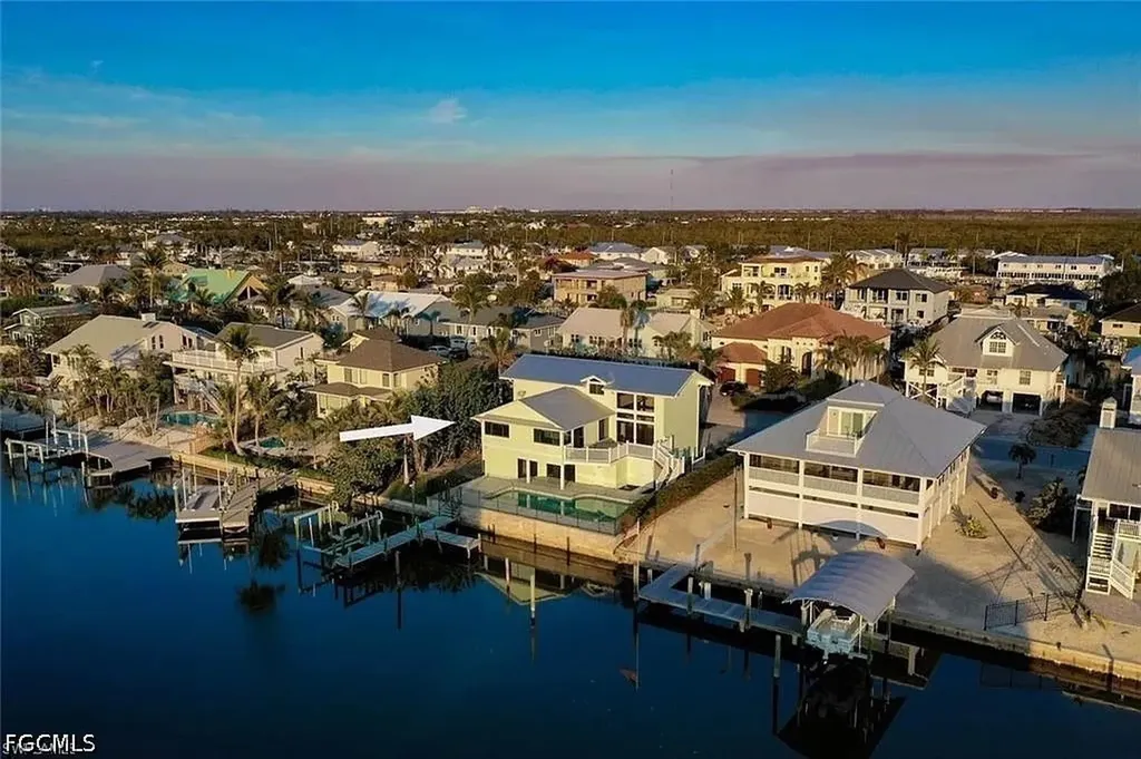18292 Deep Passage Lane Fort Myers Beach FL 33931
