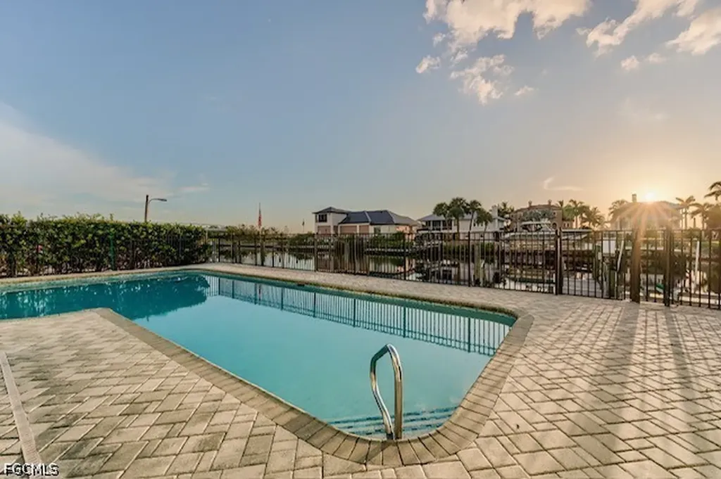 18292 Deep Passage Lane Fort Myers Beach FL 33931
