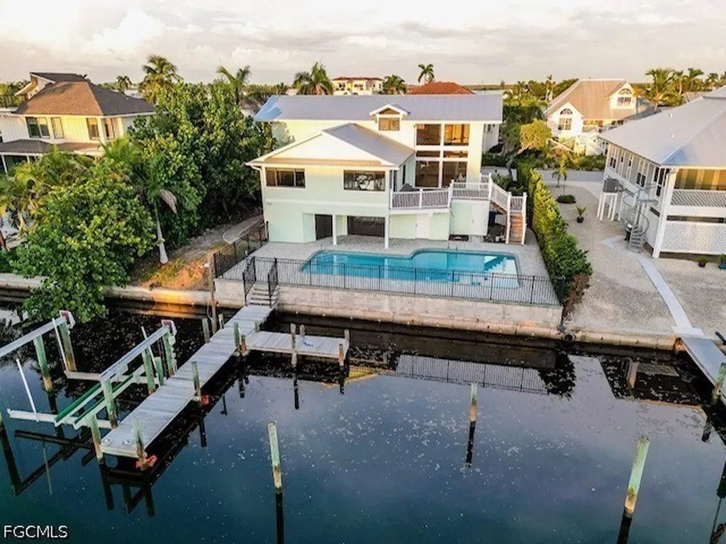18292 Deep Passage Lane Fort Myers Beach FL 33931