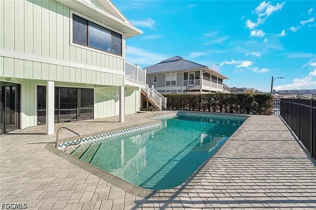 18292 Deep Passage Lane Fort Myers Beach FL 33931