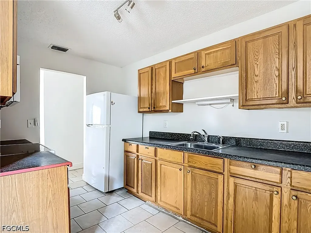 2407 Jaylen Watkins Street Fort Myers FL 33916